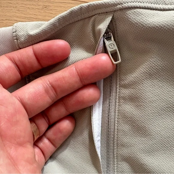 Lululemon LTT Licensed To Train Shorts size M beige like new no liner - Picture 6 of 11